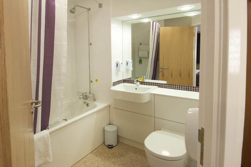 Premier Inn Carlisle Central North Szoba fotó